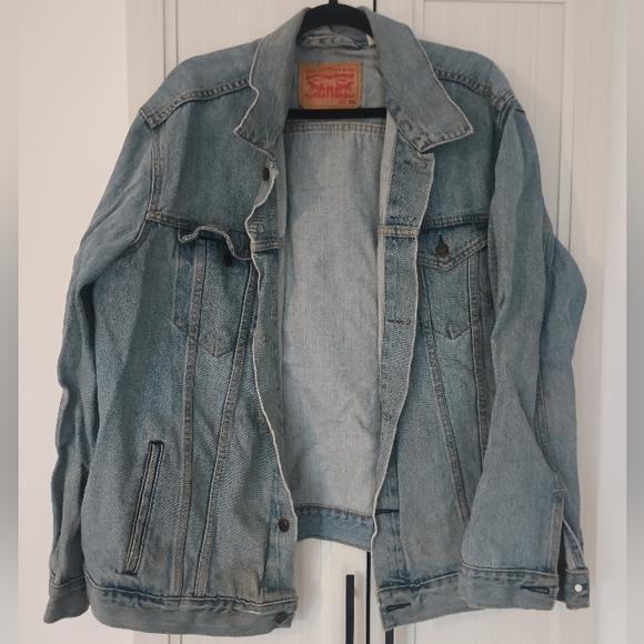 Levi's jeans jacket - Picture 1 of 5